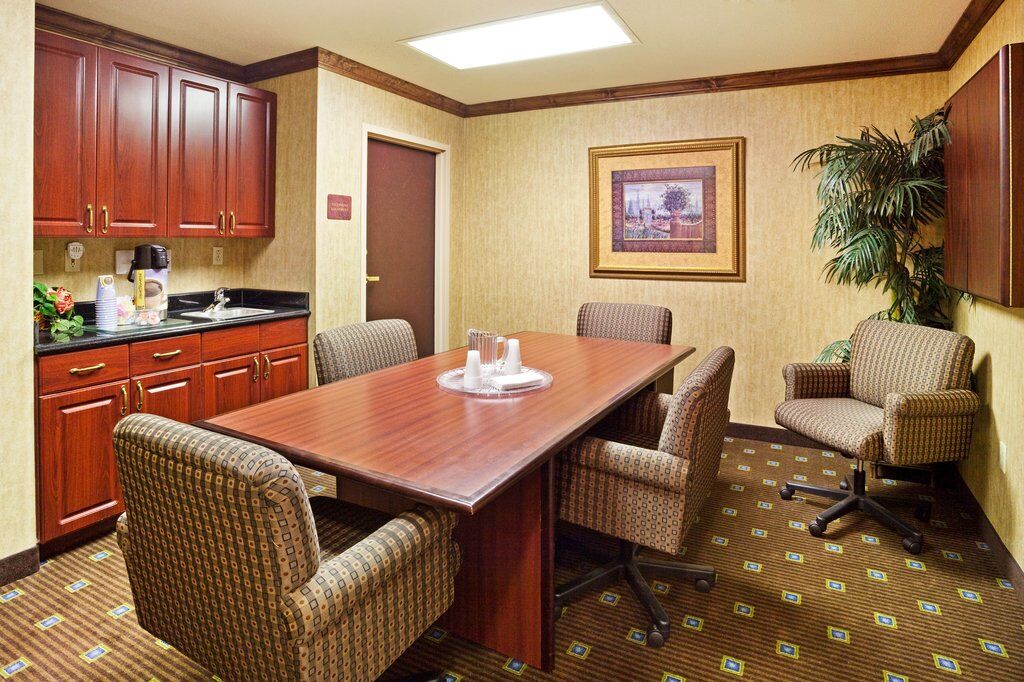 Holiday Inn Express & Suites Kings Mountain - Shelby Area By Ihg Exterior foto